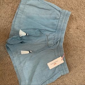 Vineyard vines shorts
